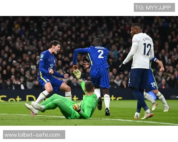 英超精彩对决国米3-0战胜皇马补时进球点燃全场激情