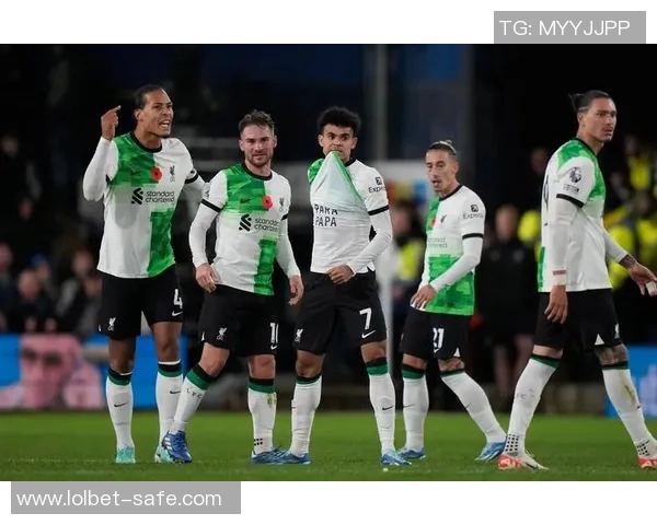 英超激战利物浦主场狂胜皇马4-0补时进球点燃全场激情